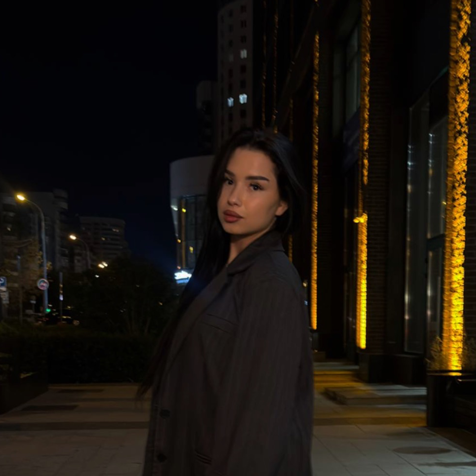 Диана Ахтарова