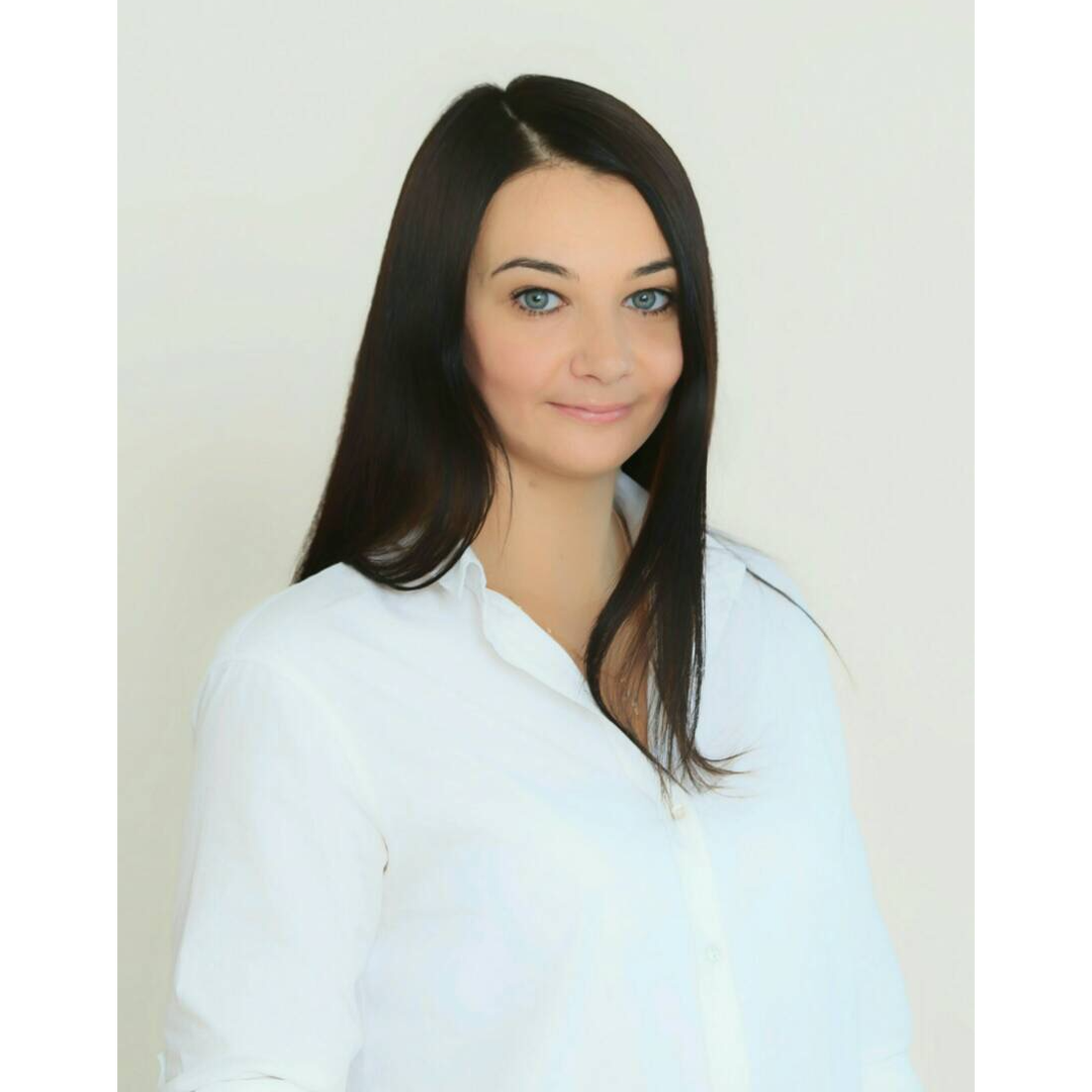 Анна Труханова