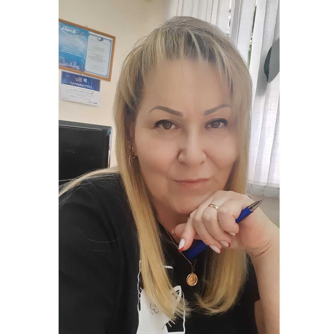 Елена Шмакова