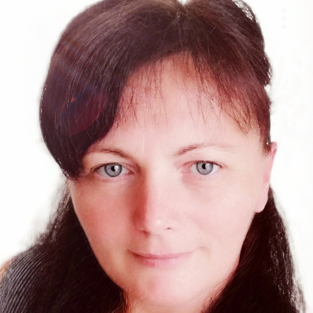 Елена Титова