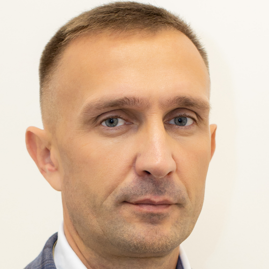 Константин Мирошниченко