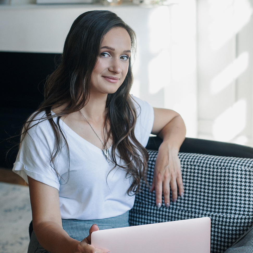 Дарина Власова