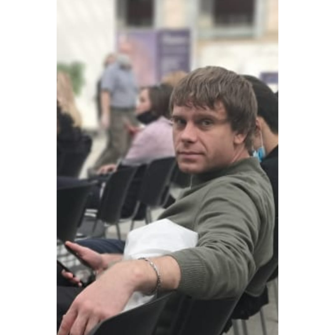 Артем Жовнер
