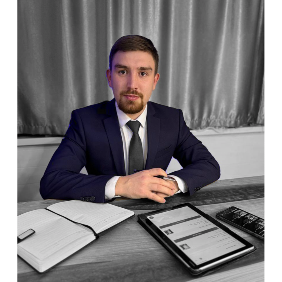 Владислав Захаров