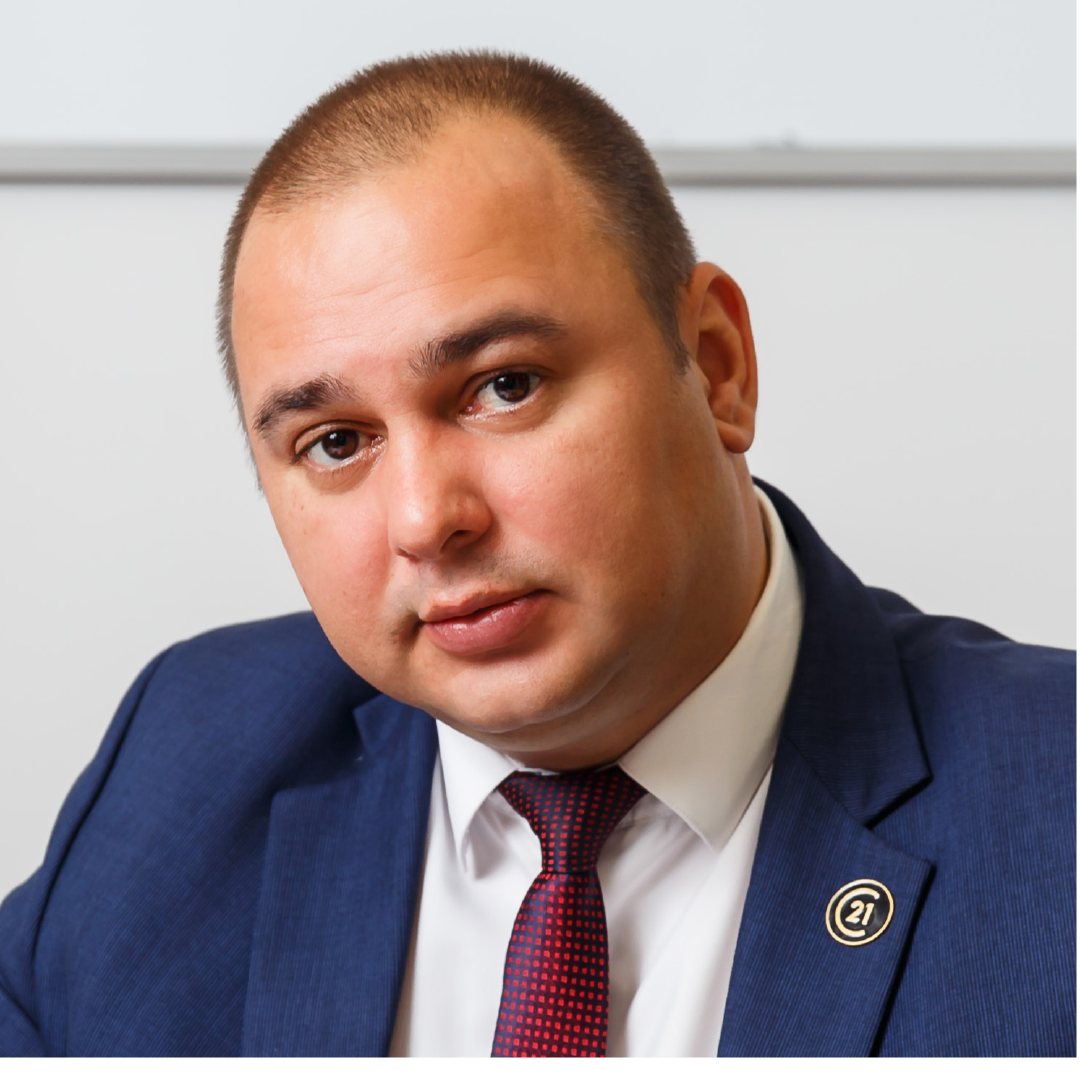 Александр Кардаш