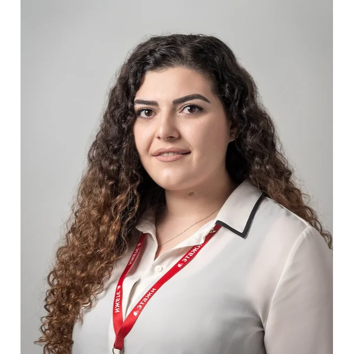 Офелия Манасерян