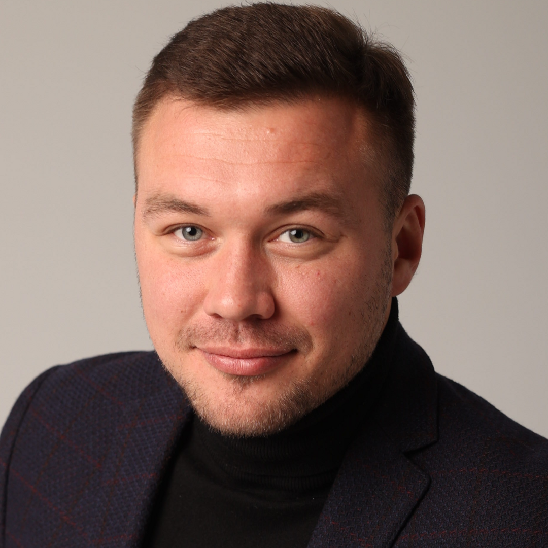 Дмитрий Сазонов