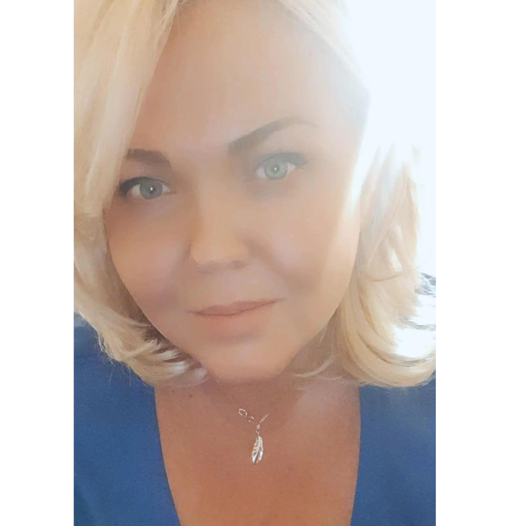Анна Дадакина