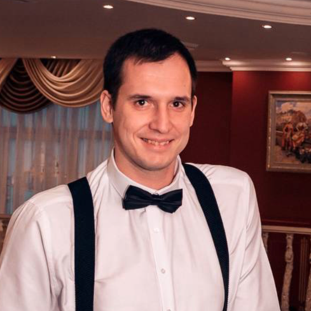 Александр Дементьев