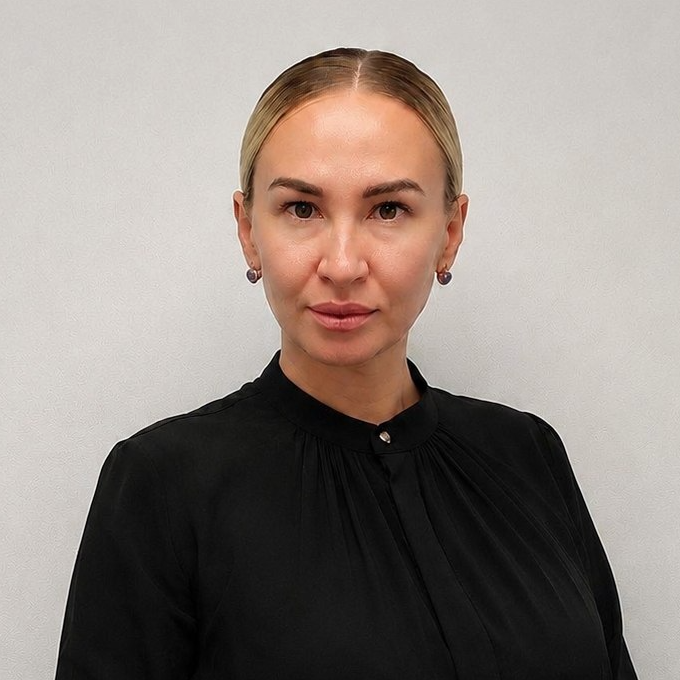 Елена Мокина