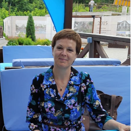 Лариса Максимова