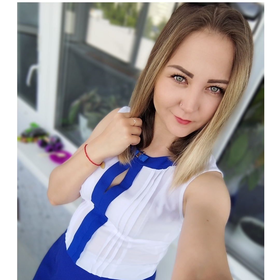 Елена Тарнавская