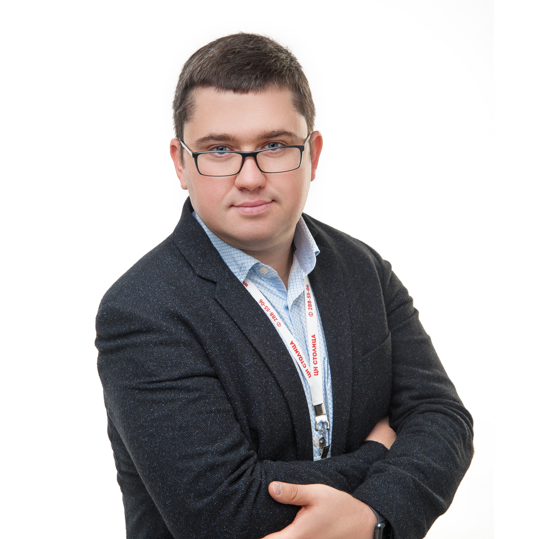 Дмитрий Уткин
