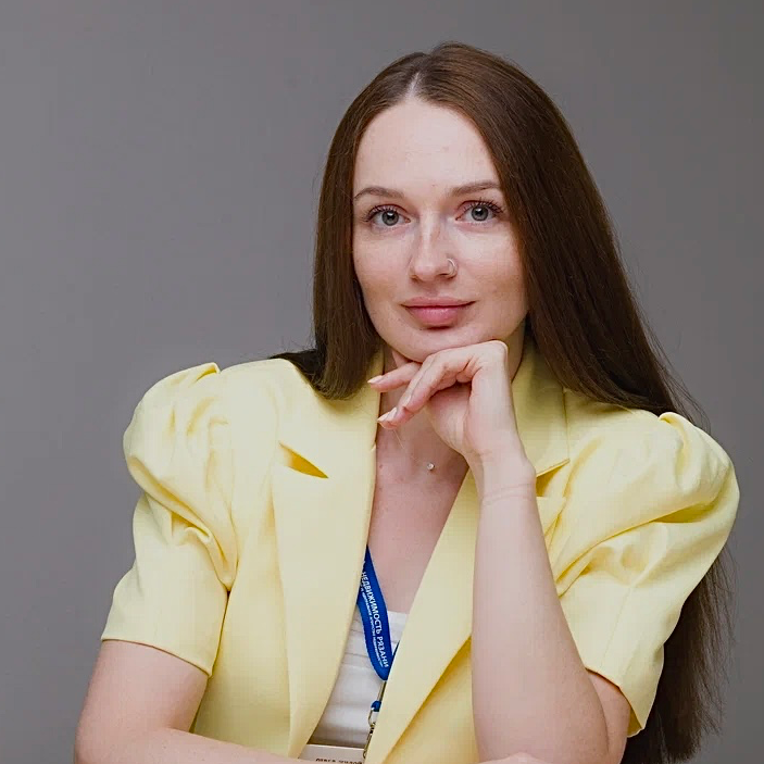 Елена Симонова