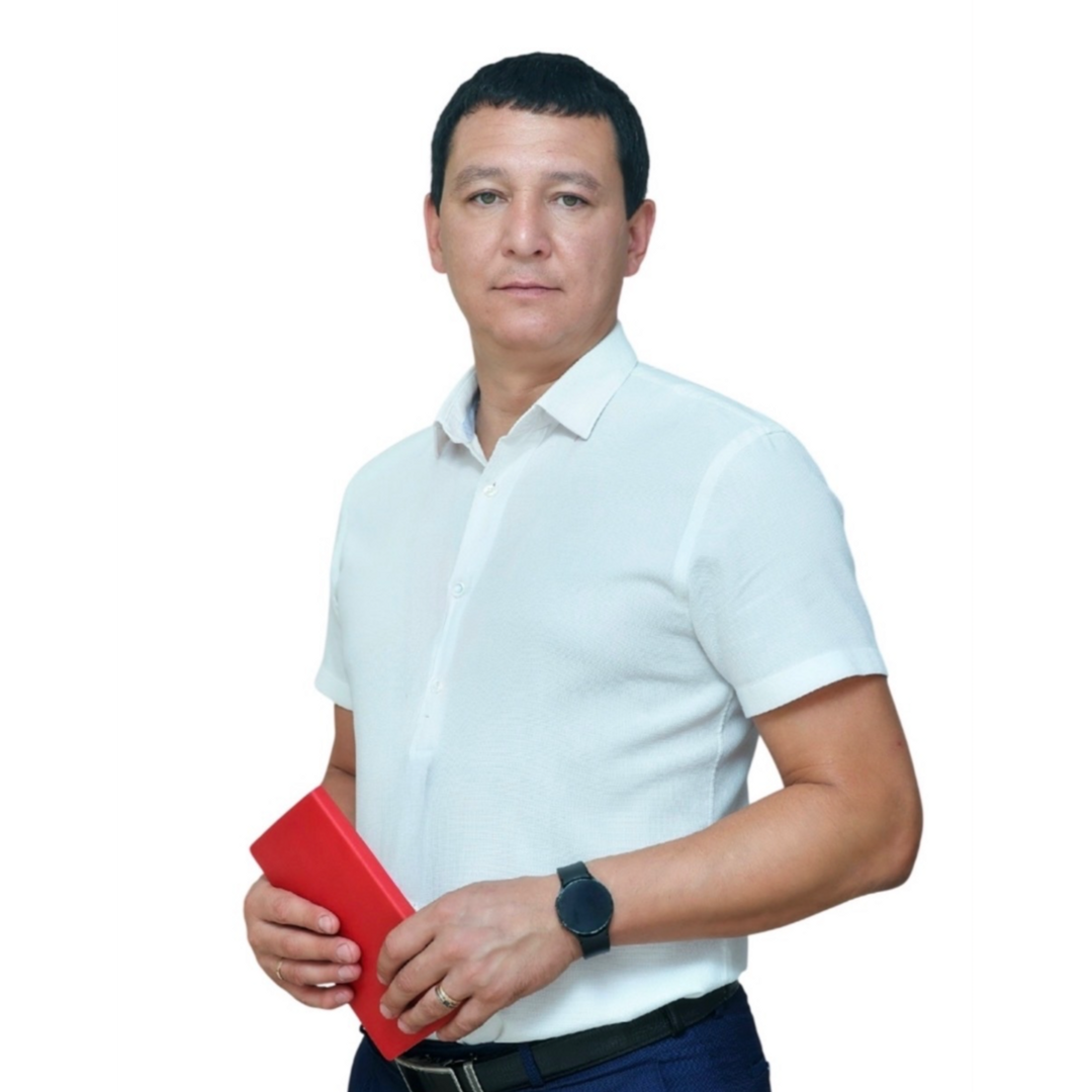 Виталий Салахов