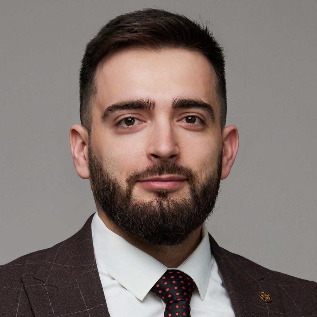 Роман Золотухин