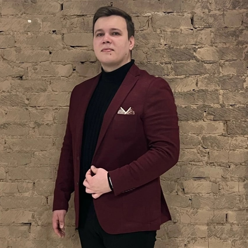 Дмитрий Новосельцев