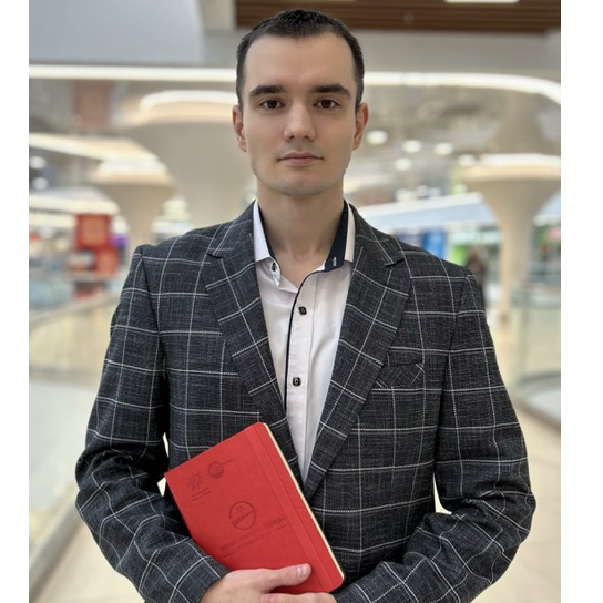 Роман Яковлев