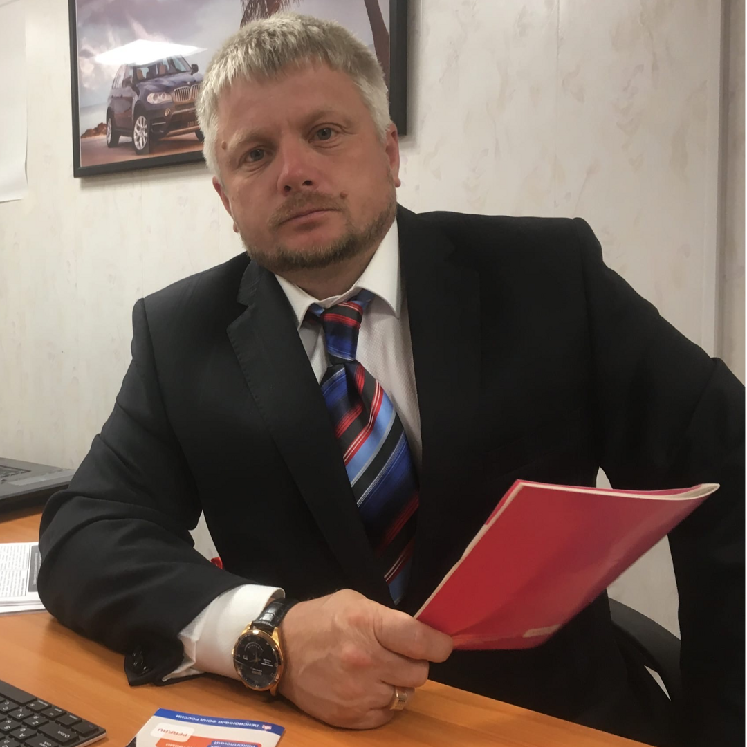 Александр Суханов
