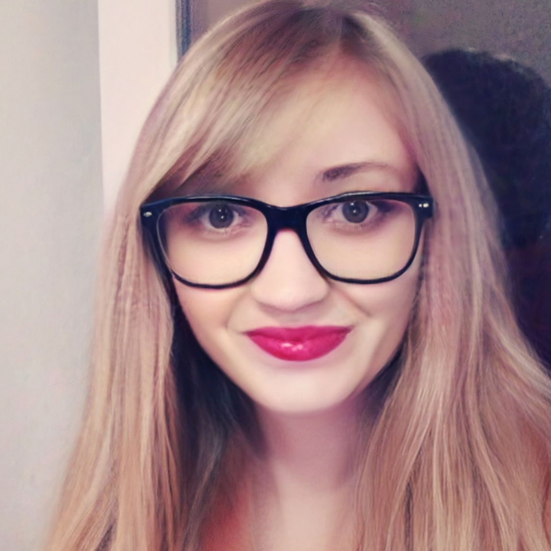 Марина Леонтьева