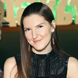 Алёна Ватулина