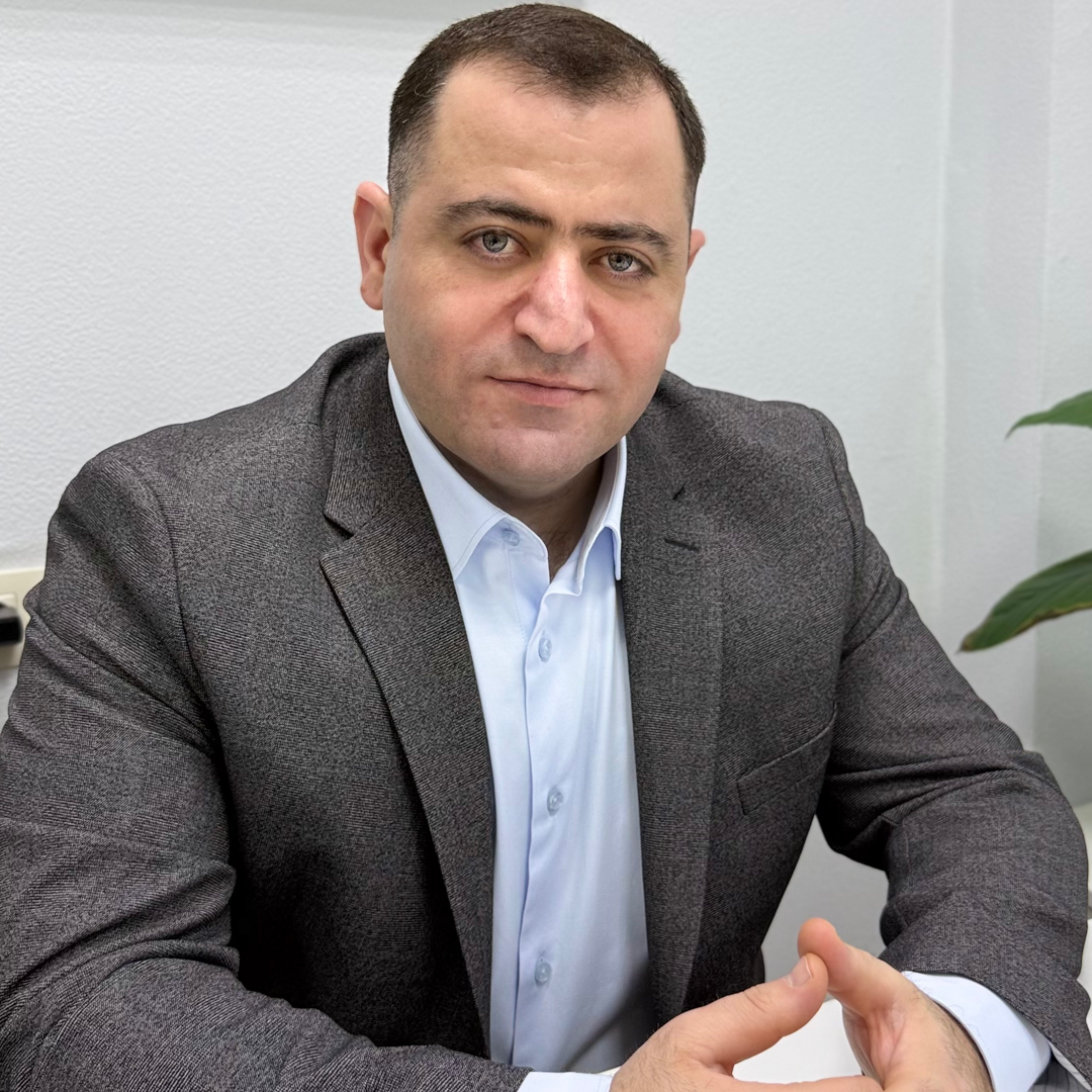 Арарат Мндлян