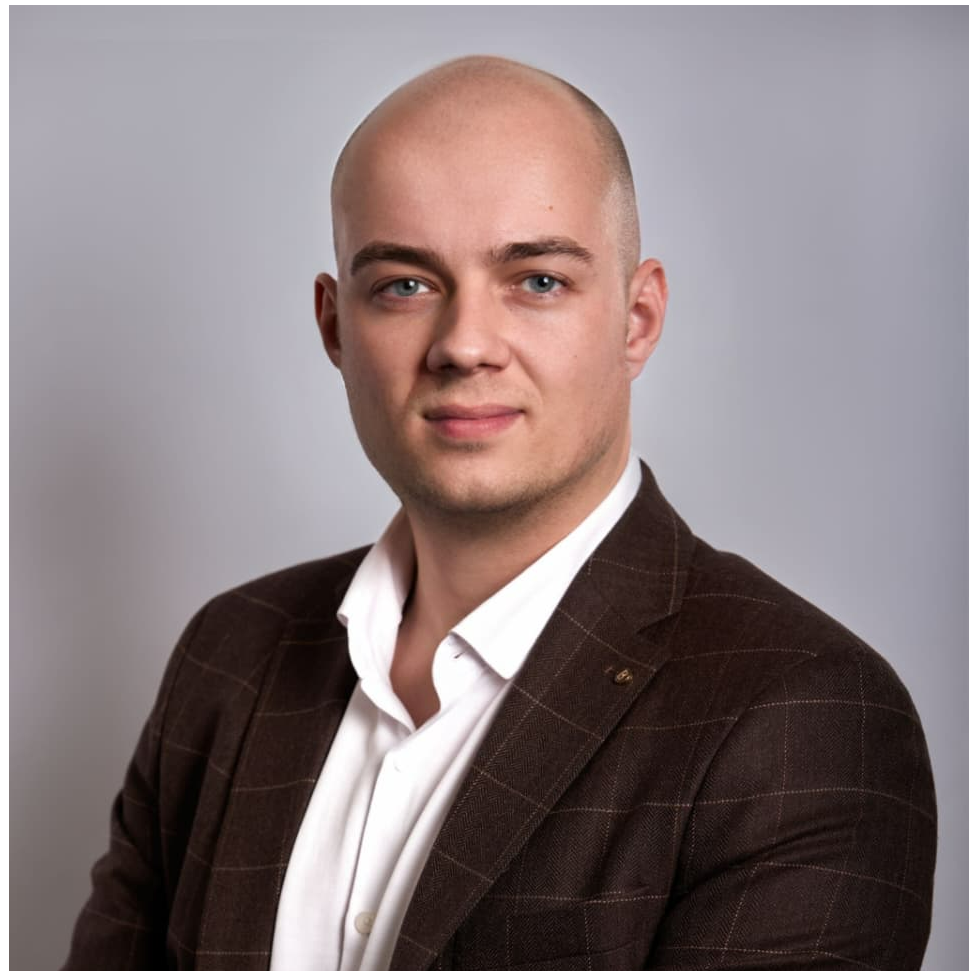 Антон Белоусов