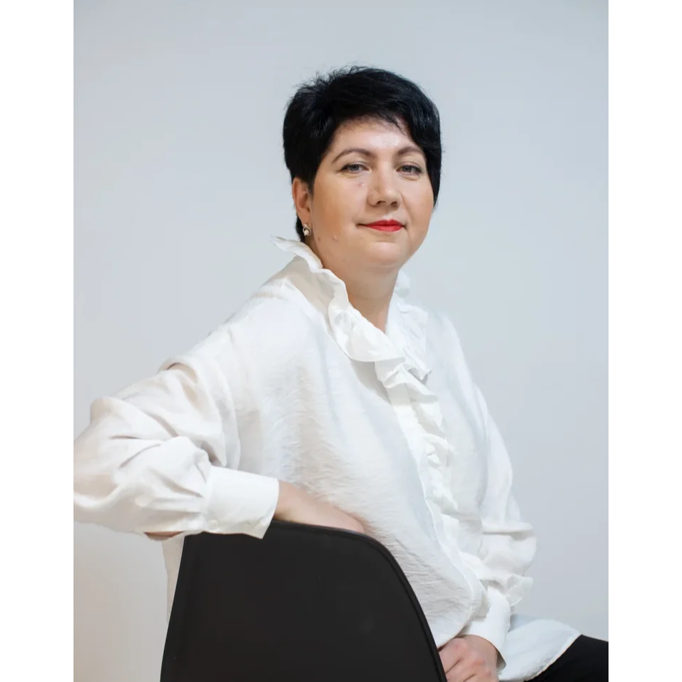 Лариса Кучеренко