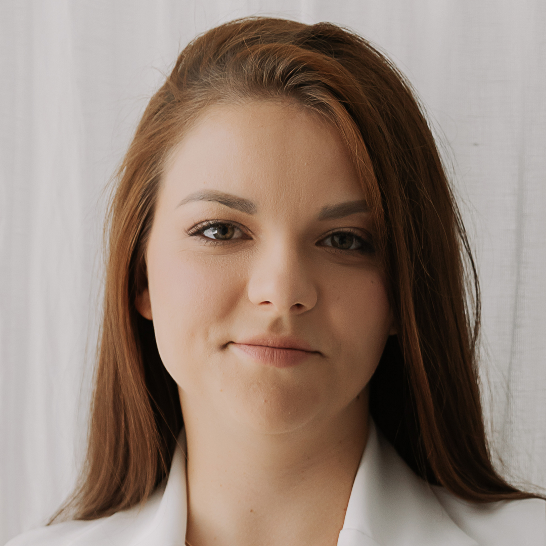 Ксения Сокол