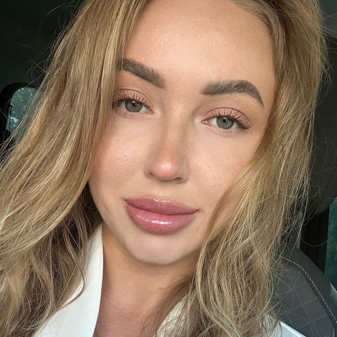 Анна Боброва