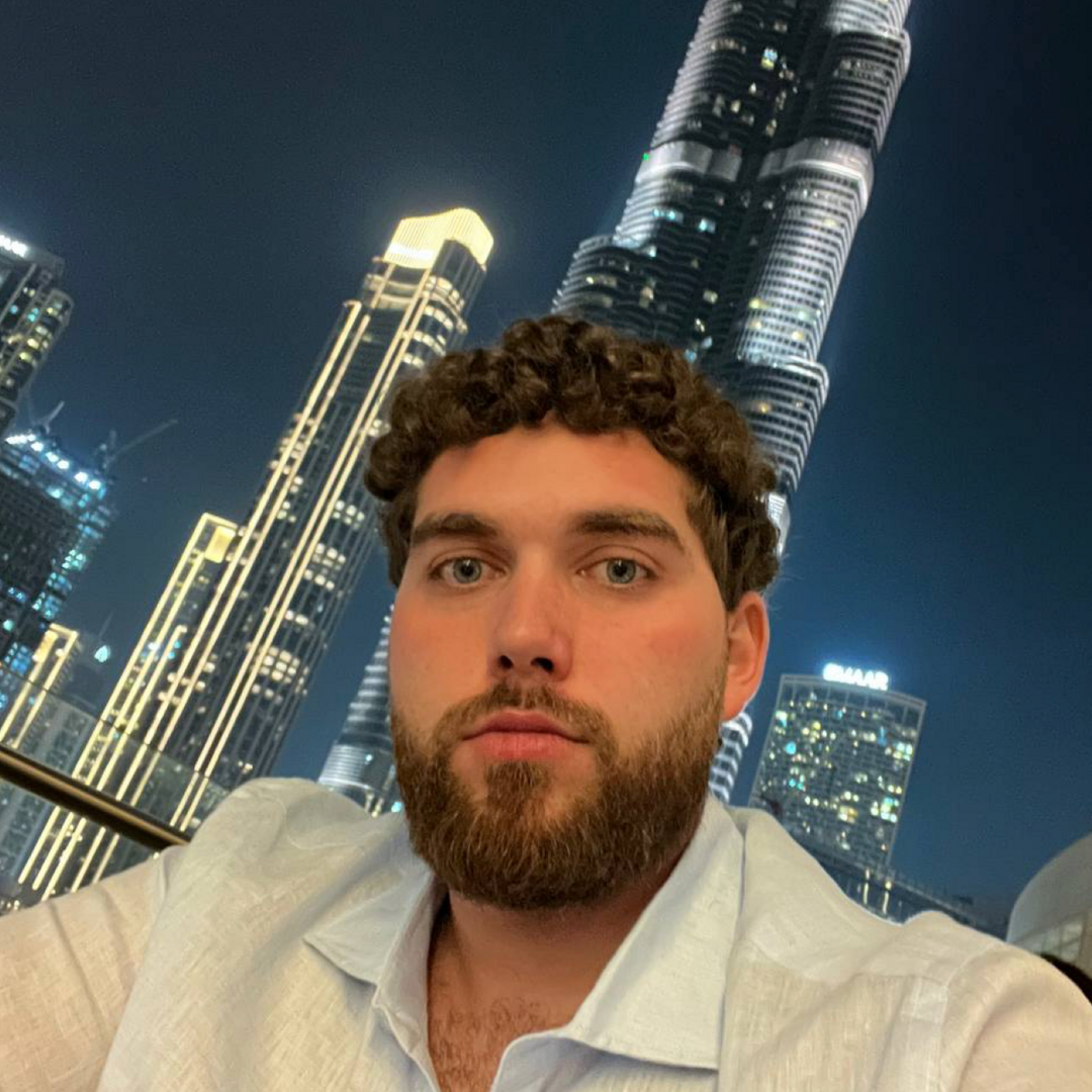 Ростислав Арзуманян