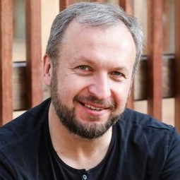 Сергей Иващенко