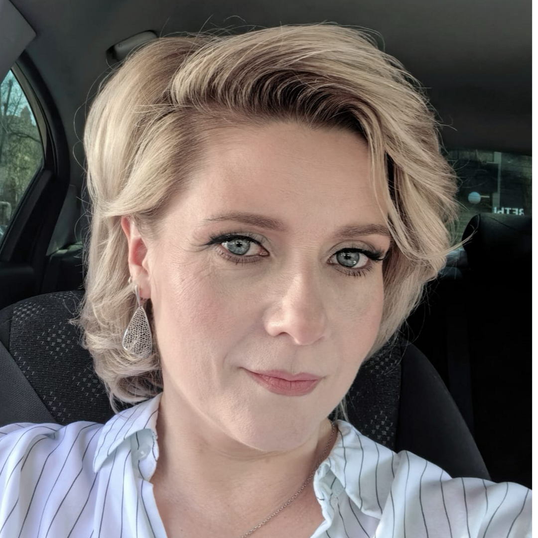 Елена Артемова