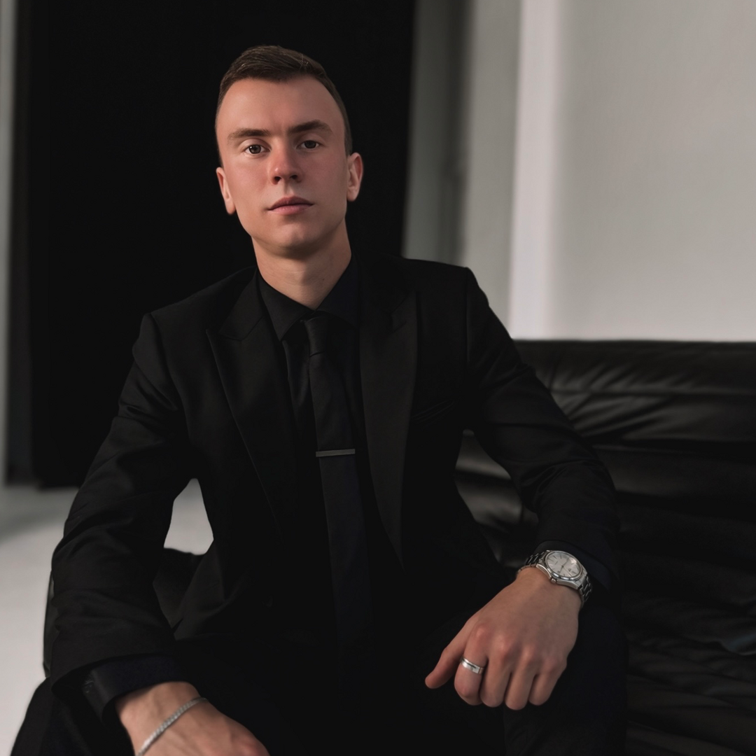 Дмитрий Власов