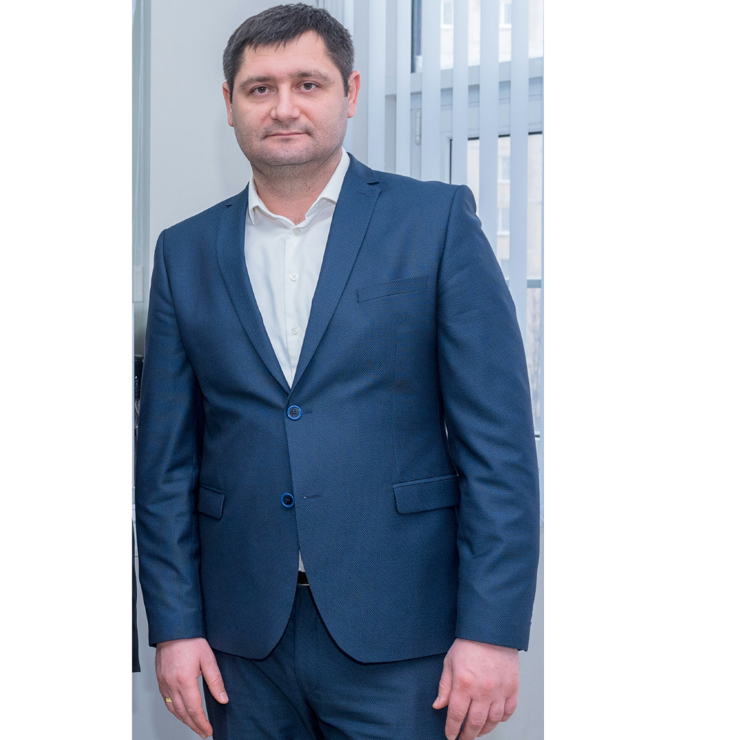 Виктор Баев