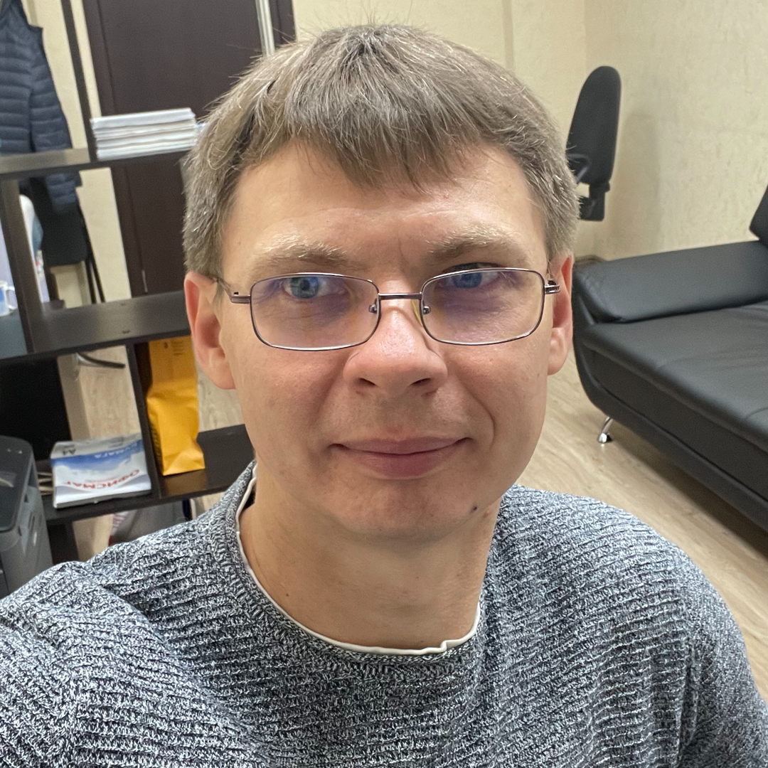 Денис Карабанов