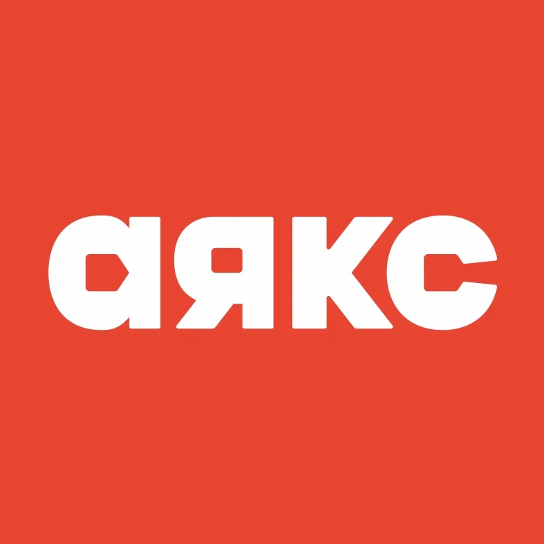 Денис Власов
