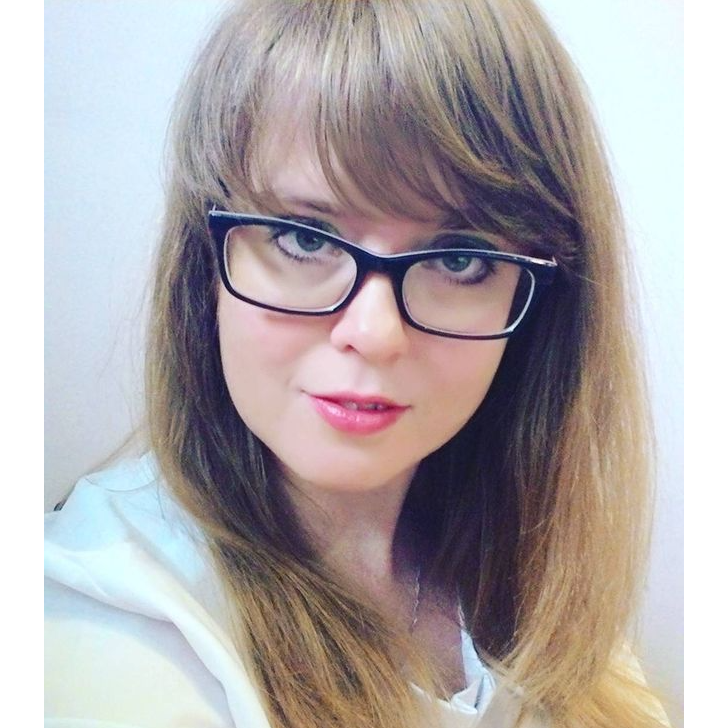 Елена Охотникова