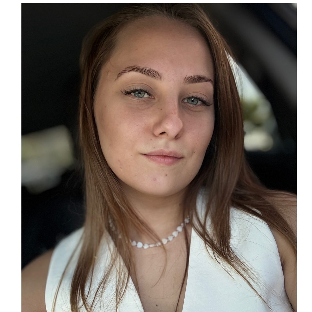 Карина Швецова