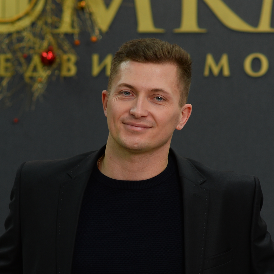 Валерий Махнач