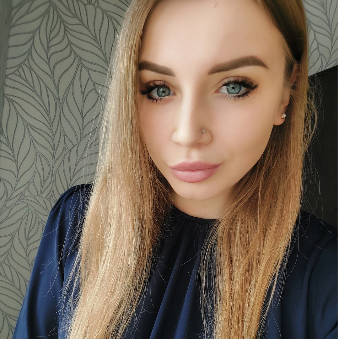 Юлия Веселкова