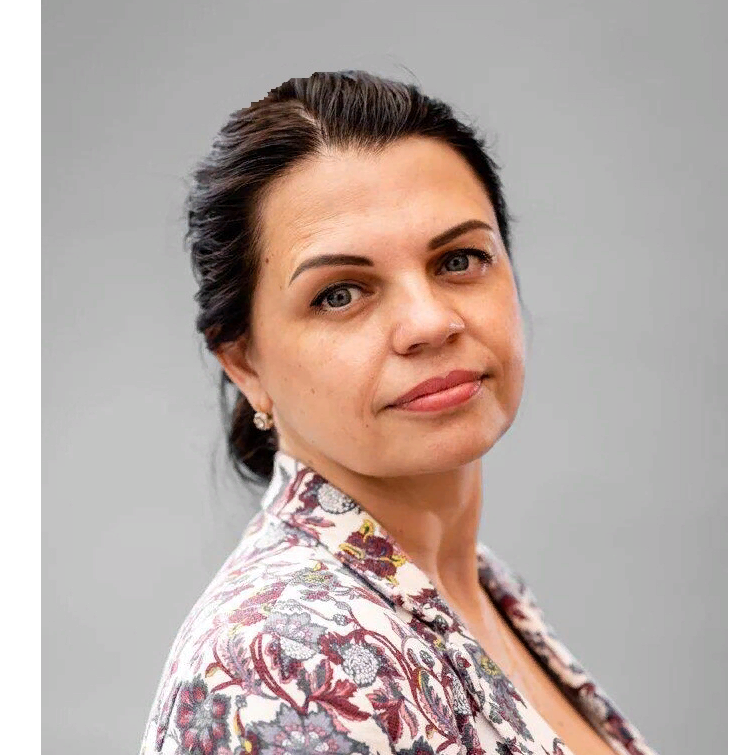 Елена Кирнос