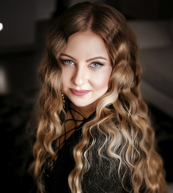 Анастасия Головина