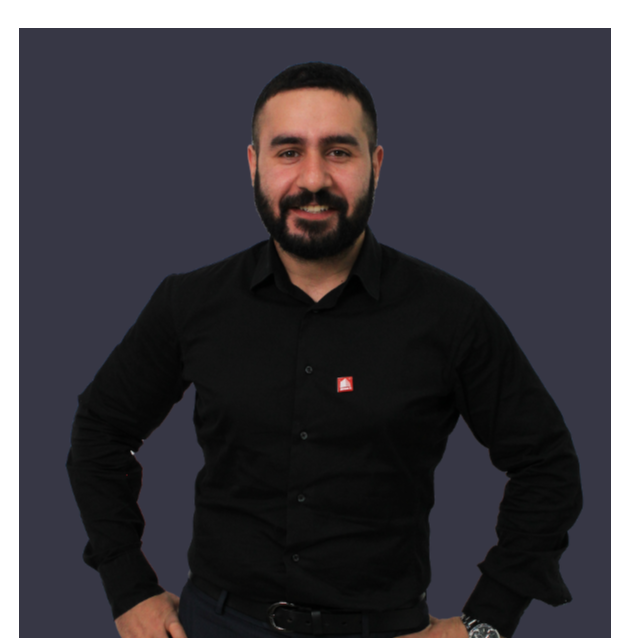 Арсен Тоноян