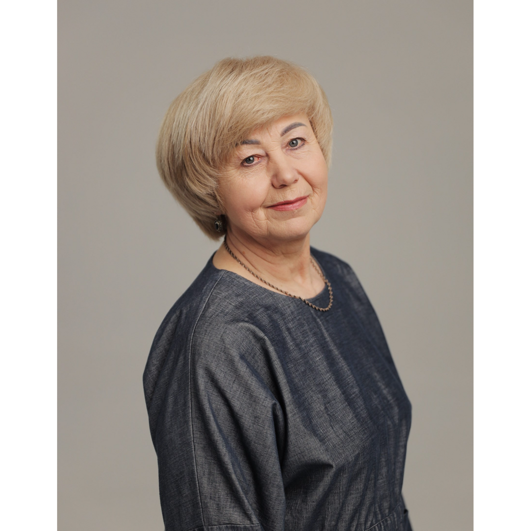 Елена Емельянова