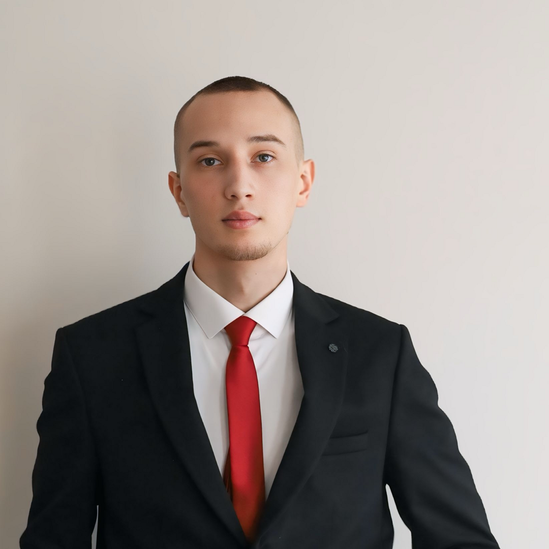 Михаил Толстихин