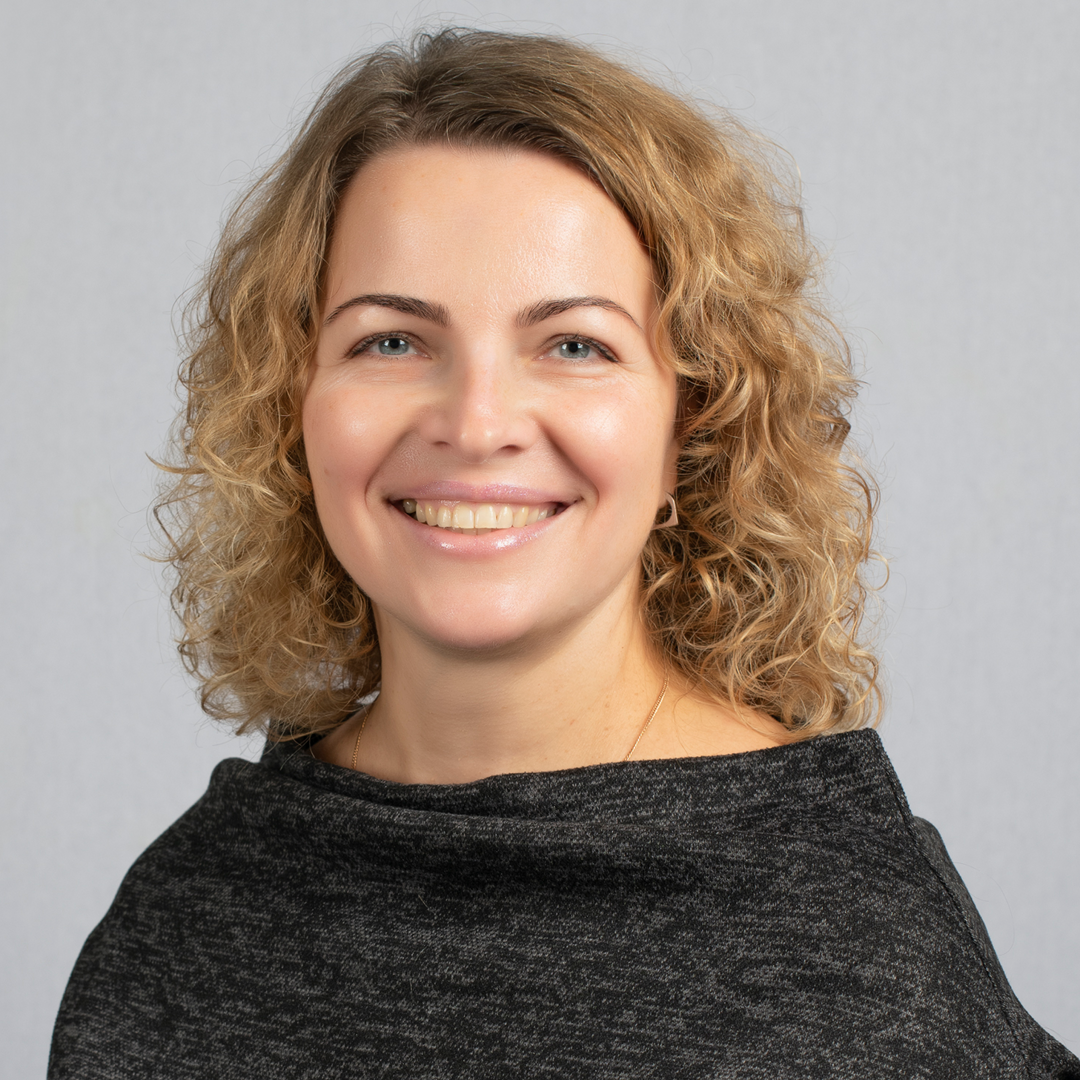 Елена Сырцова