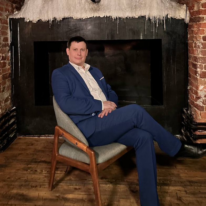 Александр Белявский