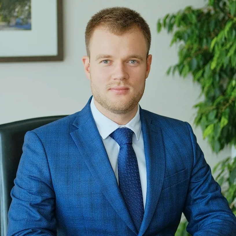 Иван Кононов