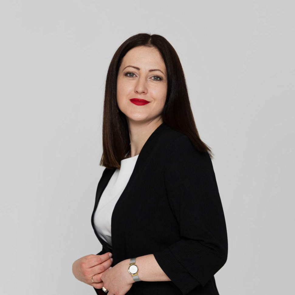 Анна Салина